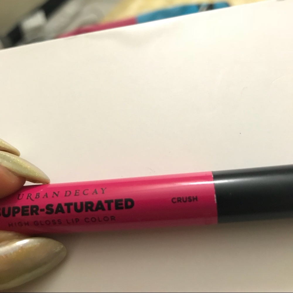 Lipgloss - Picture 3 of 3